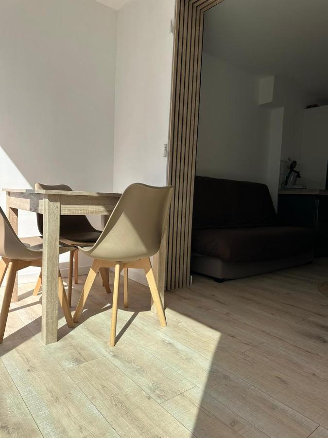 Charmant Studio Neuf 150M Plage Sur Avenue Principale Climatise Et Parking Cavalaire-sur-Mer Bagian luar foto
