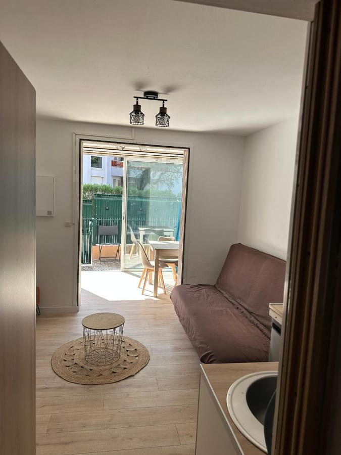 Charmant Studio Neuf 150M Plage Sur Avenue Principale Climatise Et Parking Cavalaire-sur-Mer Bagian luar foto