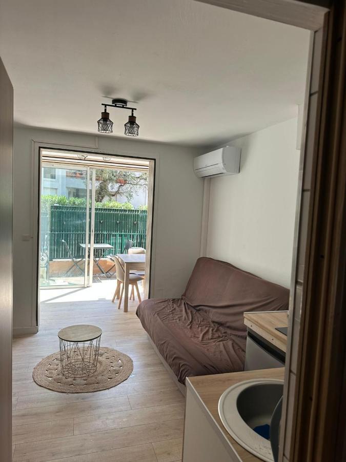 Charmant Studio Neuf 150M Plage Sur Avenue Principale Climatise Et Parking Cavalaire-sur-Mer Bagian luar foto